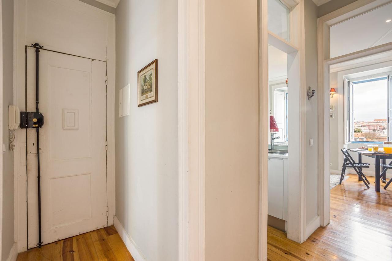 Bright Tailor Made Apartment By The Castle Lisboa Eksteriør bilde