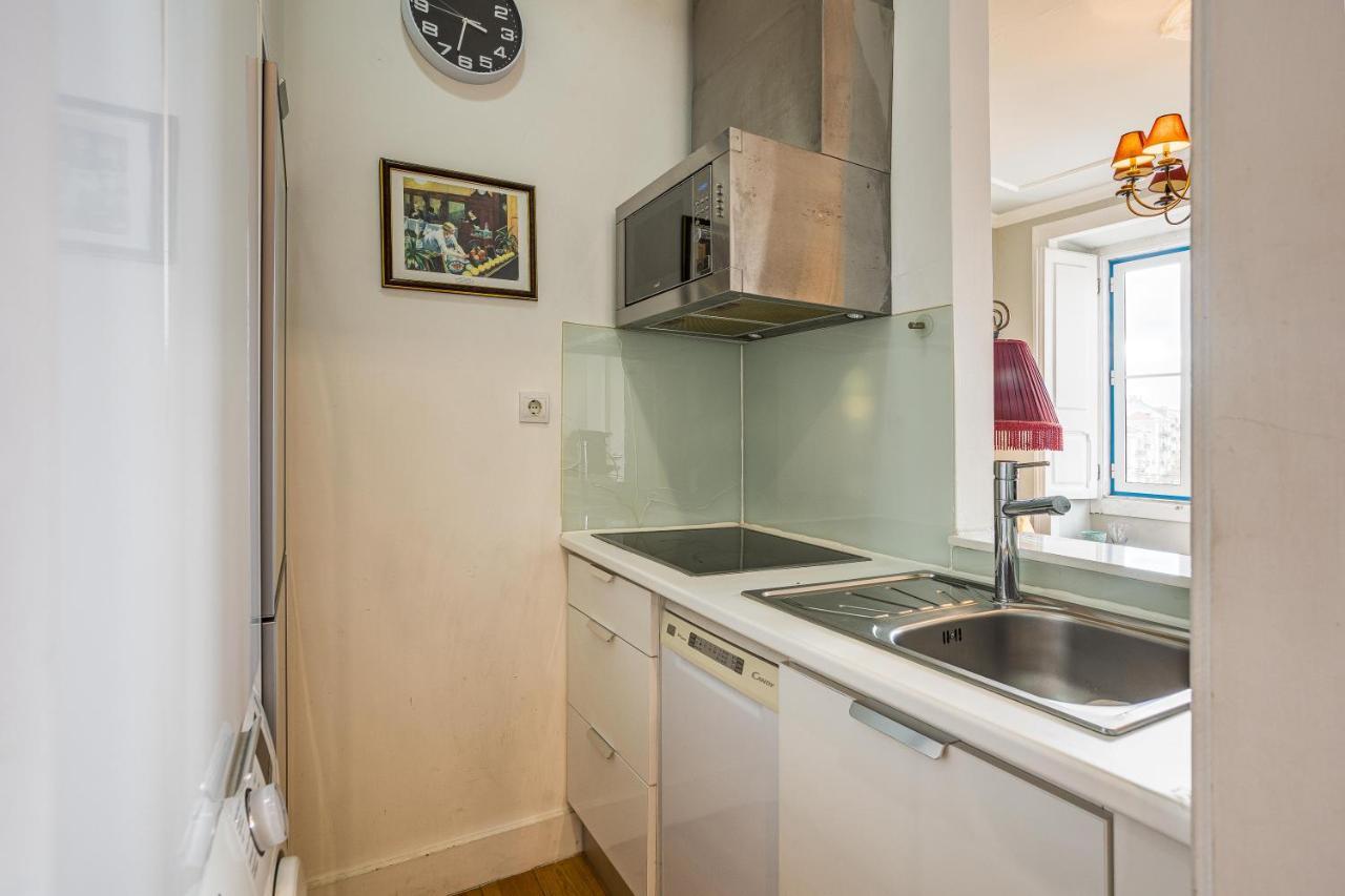 Bright Tailor Made Apartment By The Castle Lisboa Eksteriør bilde